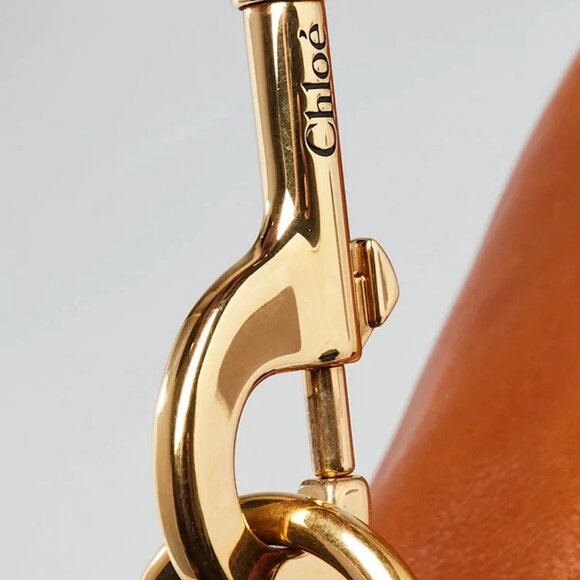 Chloe Clay Brown Shiny Leather Medium Camera Bag - Picture 8 of 12